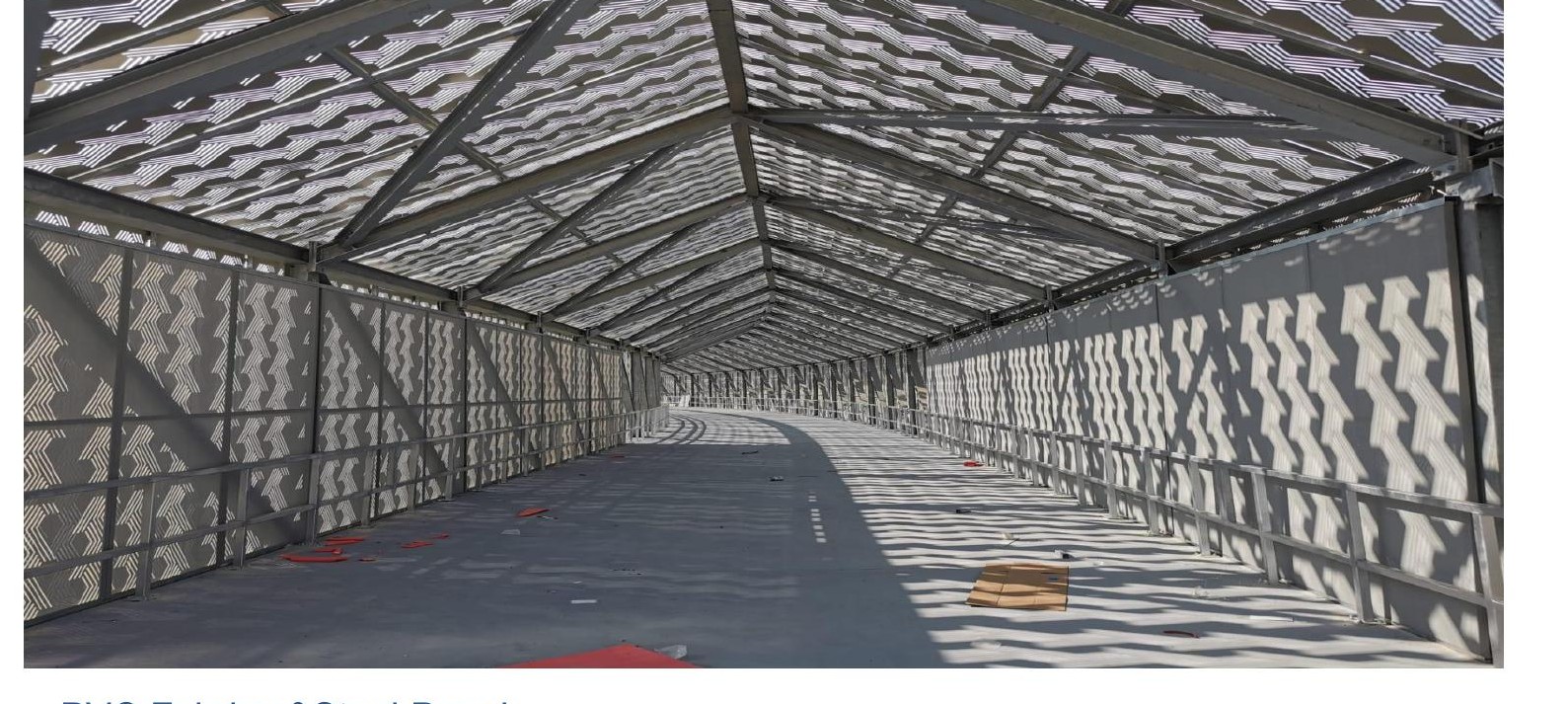 Circuit Formula 1 footbridge, ACP panel and steel support