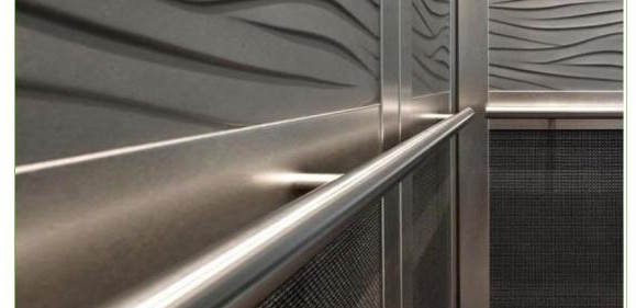 Aluminum handrail detail